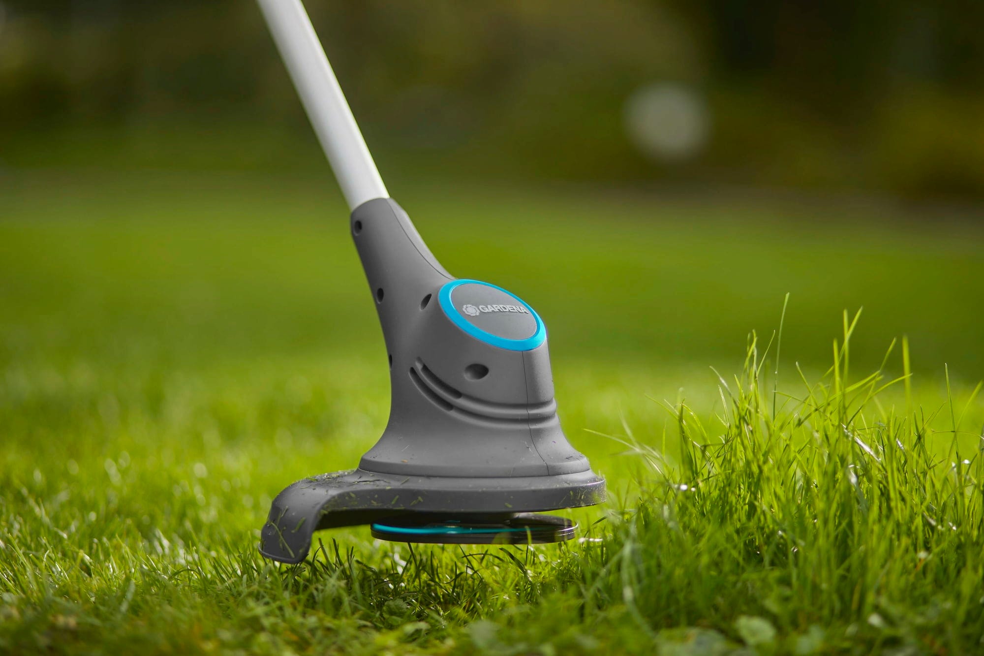 Gardena Akku-Trimmer SmallCut 23/18V P4A Solo